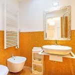 Contemporary In Ff Venice